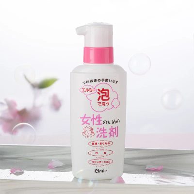 Nước giặt đồ lót dạng bọt Elmie KOSE